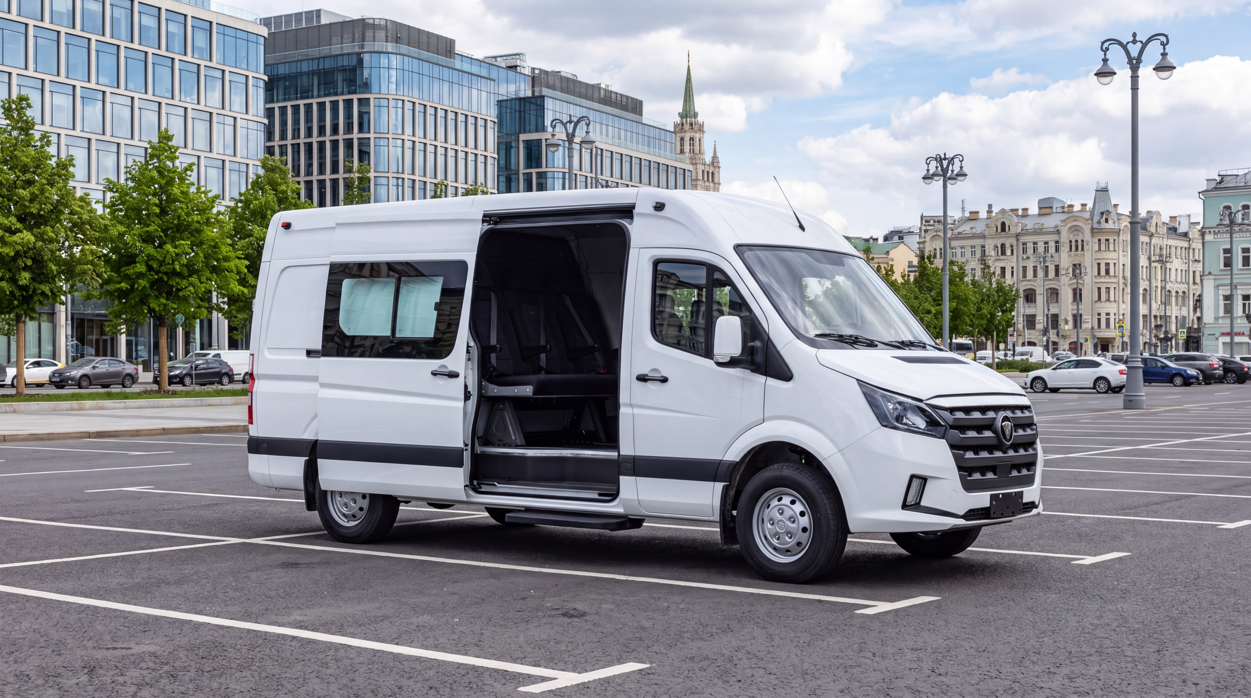 Foton Toano вышел в продажу в грузопассажирской версии 5+1